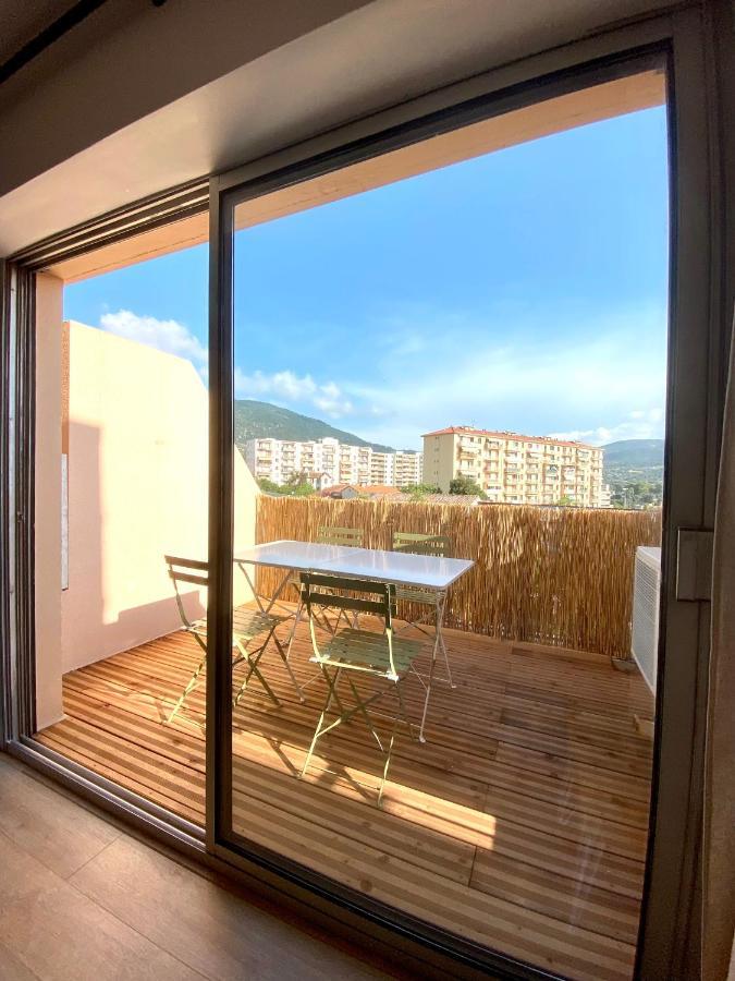 Superbe T2 Equipe Proche Centre Ville Ajaccio Avec Parking Exterior foto